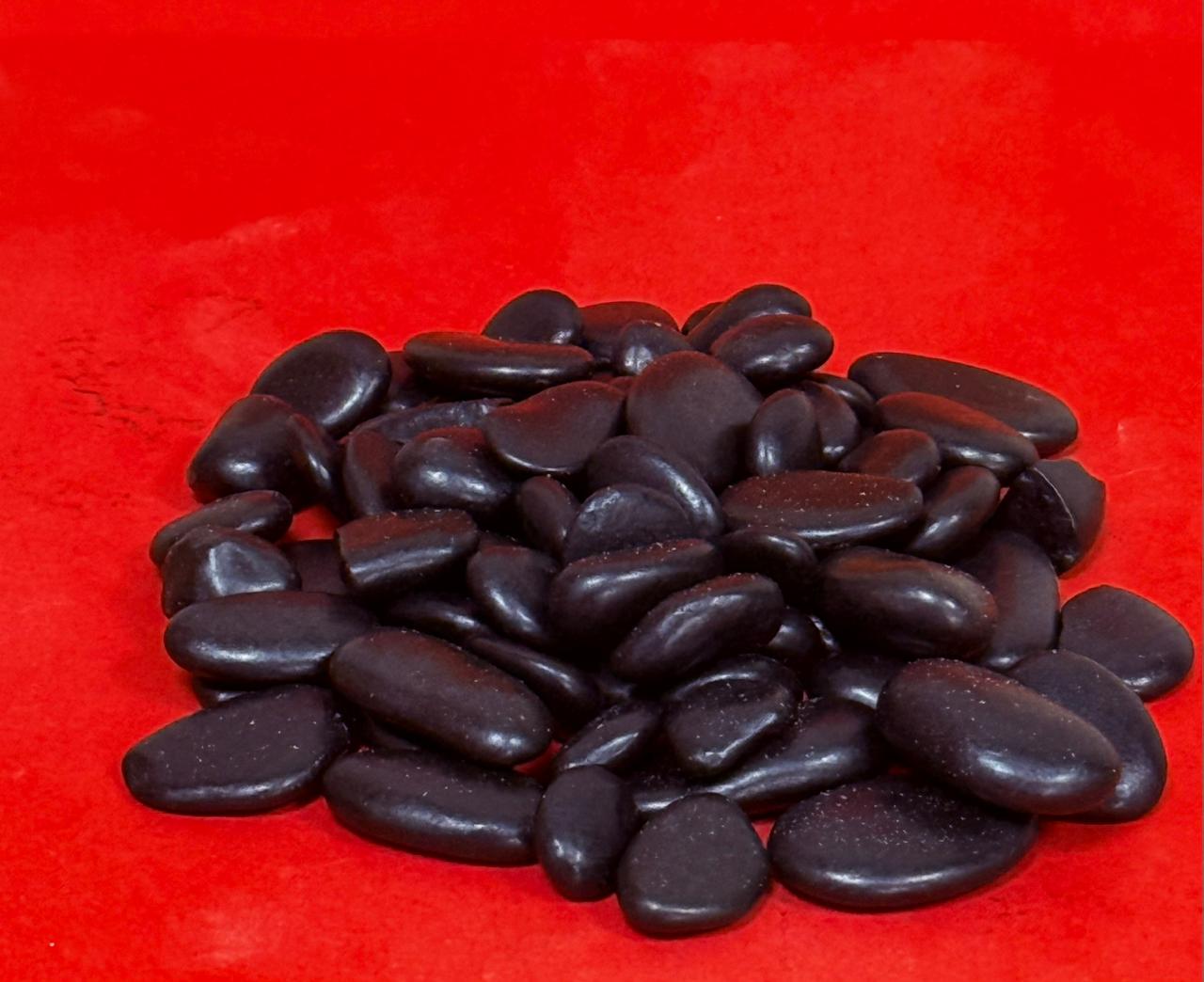 Pebbles gallery 1